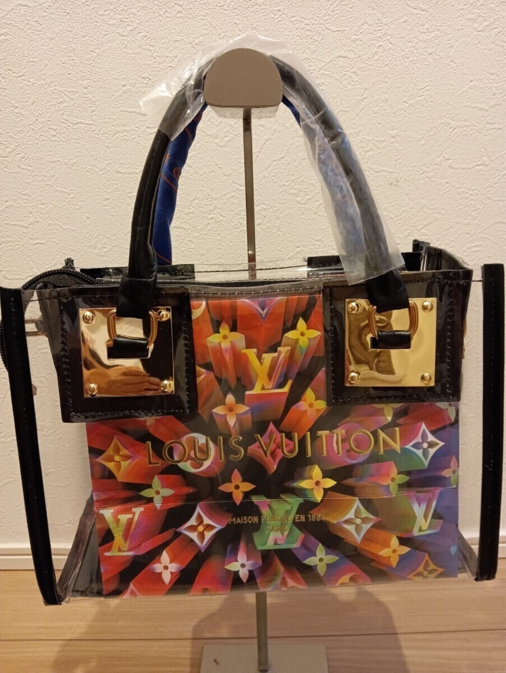 Louis Vuitton Limited Edition Shopping Bag Ribbon Clear - Picture 4 of 7